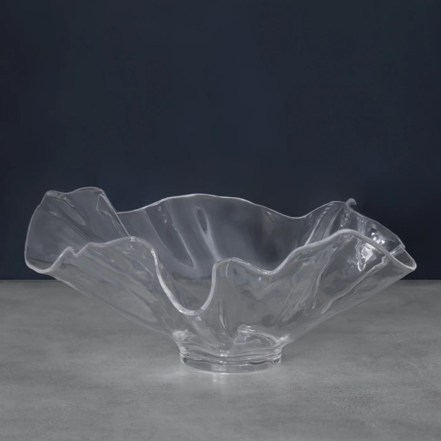 Vida Acrylic Bloom Wine Bucket Clear