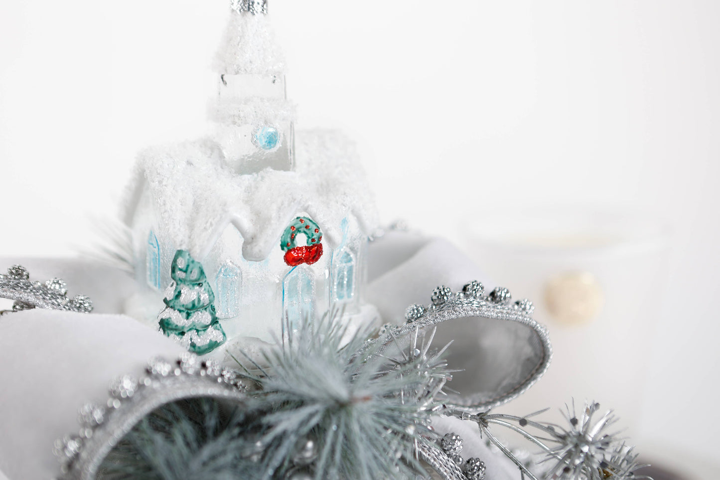 LUX FRAGRANCES - O'Holy Night 14 oz Gift Box Candle