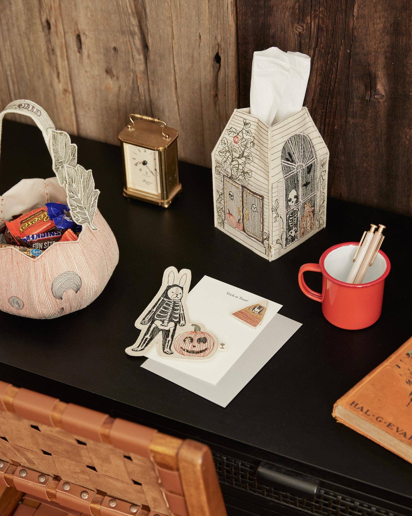 Coral & Tusk - Haunted House Tissue Box Cover