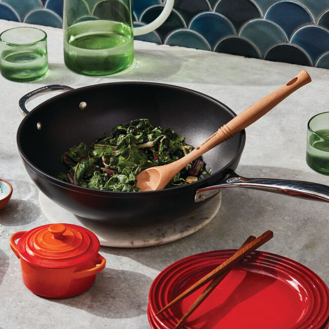 LE CREUSET NON-STICK PRO STIR FRY PAN 12 INCH