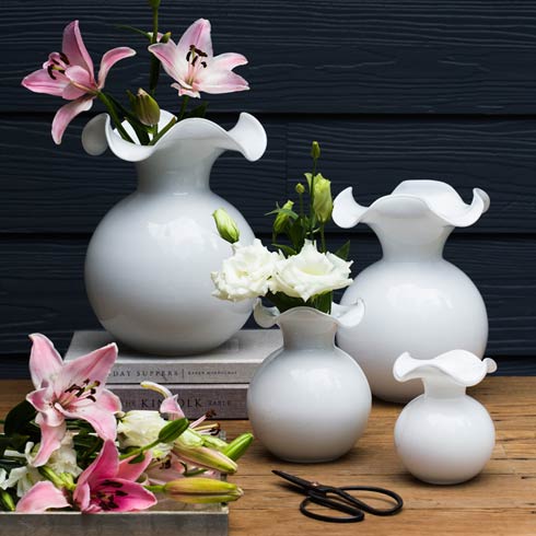 hibiscus-glass-med-vase