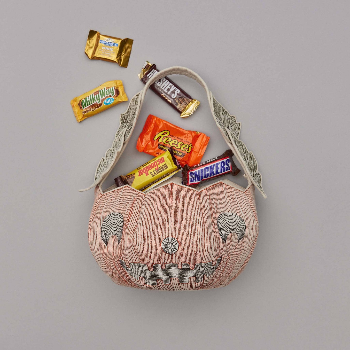 Coral & Tusk - Jack-o'-Lantern Basket