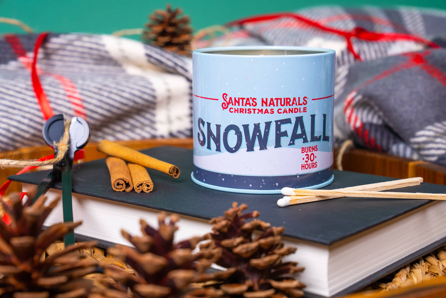 Santa's Naturals - Snow Fall 9oz Candle Table Top Display