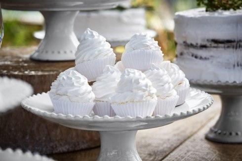 pearl-cake-stand